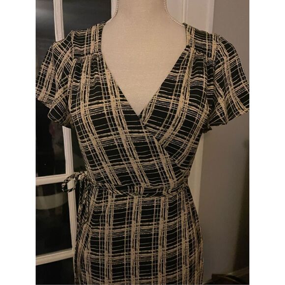 URBAN OUTFITTERS - Academia Grid Print Plaid True Wrap Dress size M - Picture 4 of 5